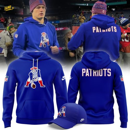 New England Patriots Nike Throwback Historic Royal Pullover Hoodie